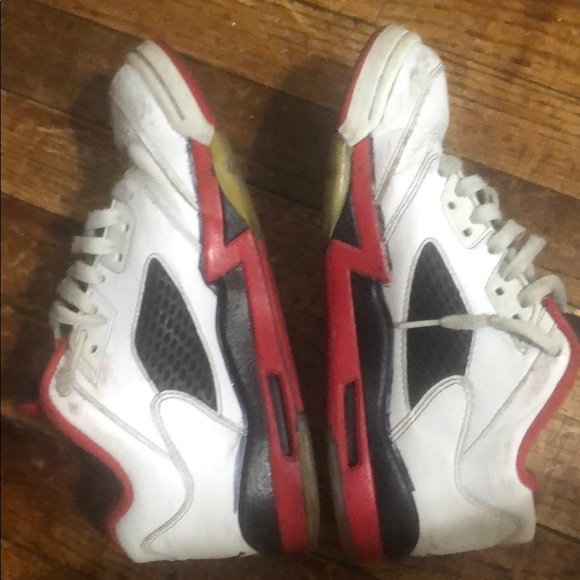 Jordan 5 low fire red size 6 - Picture 3 of 6